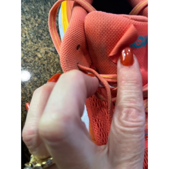 Hoka Bondi 7 Women Coral‎ Yellow Running Shoes Sz 5.5 - Picture 8 of 8